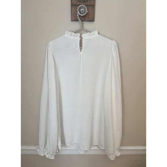 NWT Ott Brand Womens Size L Blouse Off White Long Sleeve Ruffle Trim - Picture 4 of 7